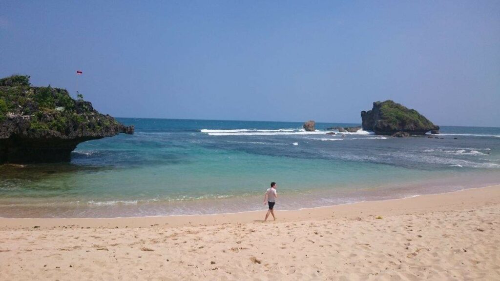 Blick auf's Meer beim Ngandong Beach