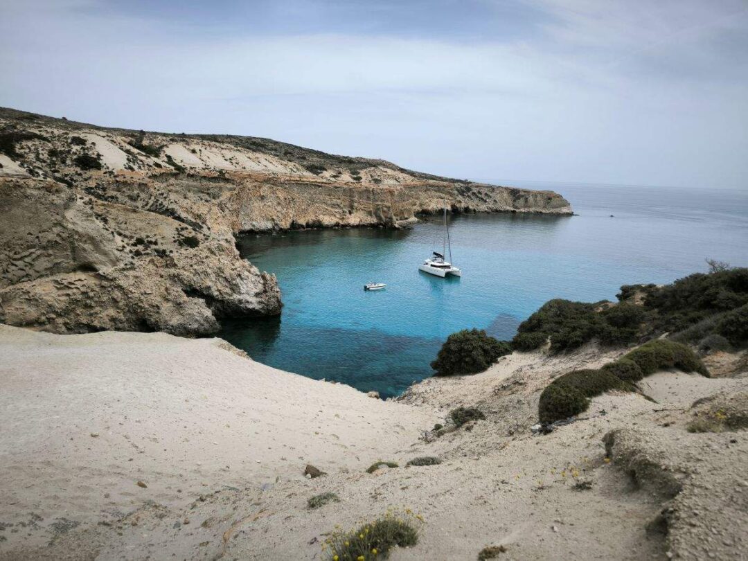 Die Bucht des Tsigrado-Beach